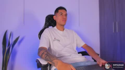 Nicky  online show from October 20, 11:59 am