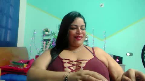 nickyribeiro online show from September 28, 11:52 am