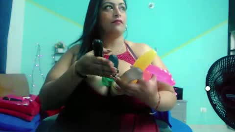 nickyribeiro online show from September 25, 7:37 am