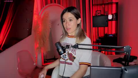 Nicky online show from January 31, 11:35 pm