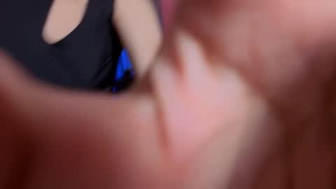 Nicky online show from April 11, 4:11 pm