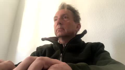 Nico online show from April 10, 8:08 am