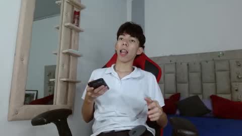 nico online show from December 22, 6:14 pm