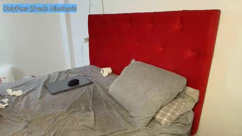 nicodavis online show from March 21, 1:22 am