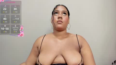 nicohillx online show from April 22, 9:00 pm