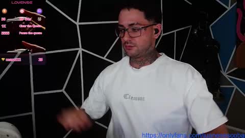 nicolas online show from October 19, 4:06 am