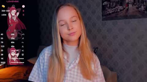 Nicoletta online show from October 2, 5:45 pm