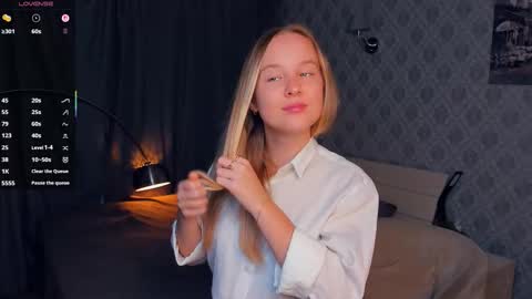 Snapshot of nicolavanderbie chatting on September 20, 6:11 pm Nicoletta online show from September 20, 6:11 pm
