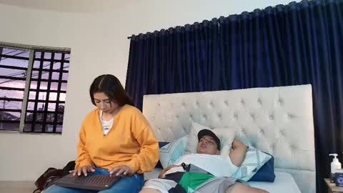 Nicole  Adam online show from February 12, 12:33 pm