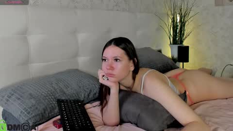 GMT7TueWedThSu 0300am-0900am. Sa 1000am-0400pm online show from October 2, 9:57 pm