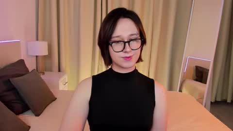 Nicole online show from February 26, 10:49 am