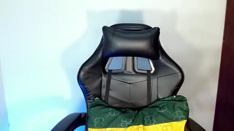 nicole_kiss01 online show from February 6, 10:14 am