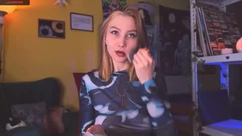 Nicole online show from October 15, 2:48 am