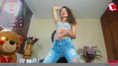 Nicole Santana online show from April 6, 9:49 pm