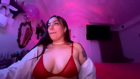Nicole online show from May 7, 4:52 am