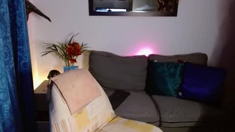 Snapshot of nicole_white_11 chatting on October 21, 1:22 am Nicole White online show from October 21, 1:22 am