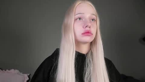 Mary online show from September 29, 4:50 pm