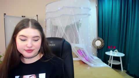 Snapshot of nicolefoxery chatting on February 24, 4:26 pm nicolefoxery online show from February 24, 4:26 pm