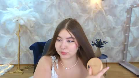 Snapshot of nicolefoxery chatting on September 9, 3:28 am nicolefoxery online show from September 9, 3:28 am