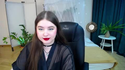 Snapshot of nicolefoxery chatting on February 7, 6:45 pm nicolefoxery online show from February 7, 6:45 pm