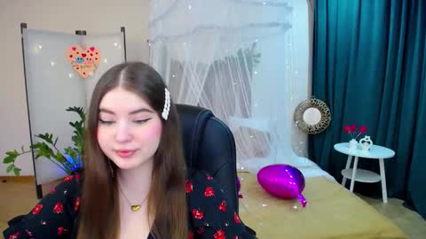 Snapshot of nicolefoxery chatting on February 15, 10:22 am nicolefoxery online show from February 15, 10:22 am