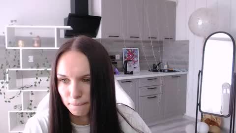 Nicole online show from May 26, 7:36 am