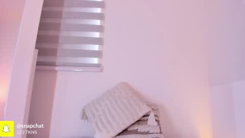 Nicole online show from September 11, 1:34 pm