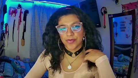 Nicoll Williams online show from February 3, 5:29 am