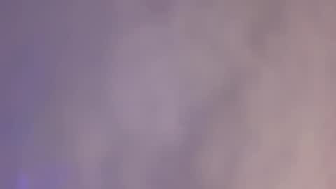 Nicoll  Independent model online show from April 11, 6:40 am