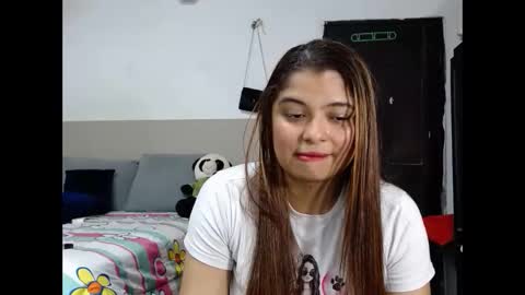 NicollGreen online show from October 23, 8:31 pm