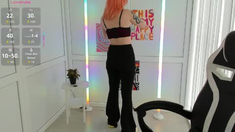 Bestie online show from April 18, 3:03 pm