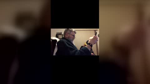 nightmoves1970 online show from December 2, 4:21 am