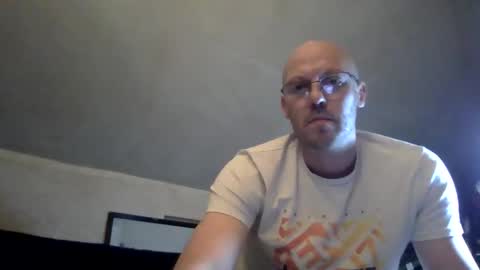 nighttime online show from December 31, 3:12 am