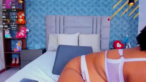 NiiaMoore online show from March 13, 8:56 pm