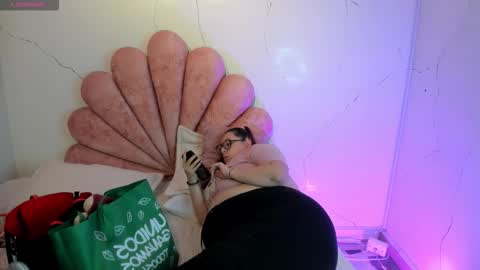 Anni online show from March 14, 5:22 am