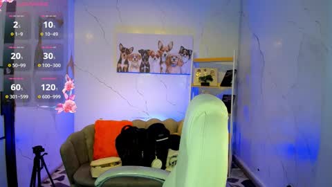 Anni online show from November 28, 9:00 pm