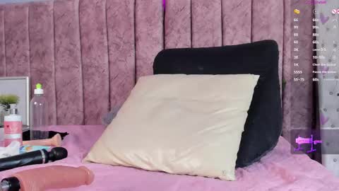 Nicolle  online show from November 16, 12:34 am