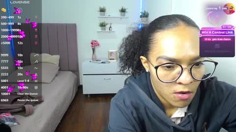 Snapshot of niina_lovee_ chatting on January 15, 4:11 pm online show from January 15, 4:11 pm