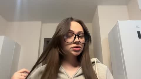 nikagpt online show from April 11, 7:07 pm