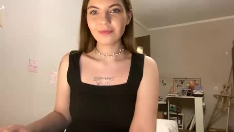 nikastardust online show from January 31, 1:33 am