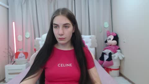 nikastarkk online show from April 9, 6:57 pm