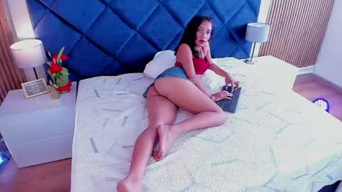 NIike online show from May 11, 8:17 pm