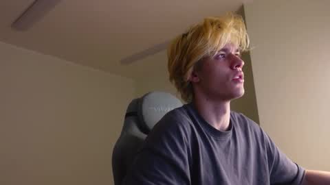 nikki online show from February 1, 7:11 pm