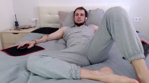 Nick online show from March 30, 8:47 am