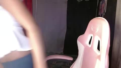 nikkie online show from January 12, 9:19 am