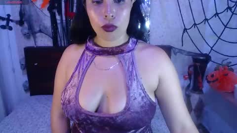 NikkieMilky online show from October 17, 5:22 am