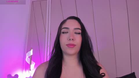 Nikki  online show from January 27, 10:06 am