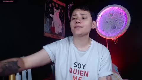 Nikky online show from April 16, 2:39 pm