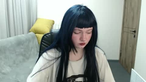 nikkysnow online show from October 29, 9:11 am