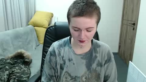 nikkysnow online show from November 11, 9:00 am